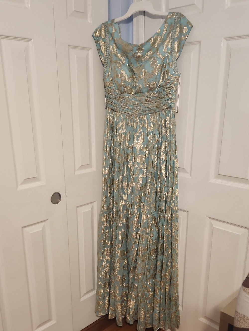Sherri Hill Gold Metallic Pleated Evening Gown Prom Wedding Dress New With Tags